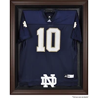 Vitrine de présentation du maillot avec logo encadré marron des Fighting Irish de Notre Dame