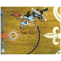 Photo dédicacée de Skylar Diggins-Smith, joueuse des Fighting Irish de Notre Dame (40 x 50 cm), prise de dessus