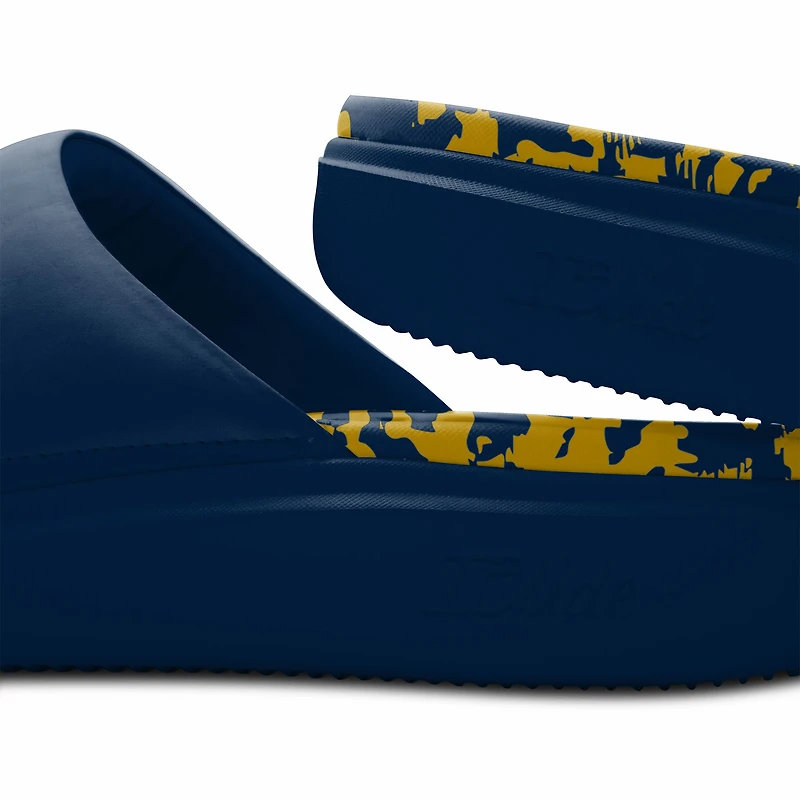 Unisex ISlide  Notre Dame Fighting Irish Multi-Color Motive Slide Sandals