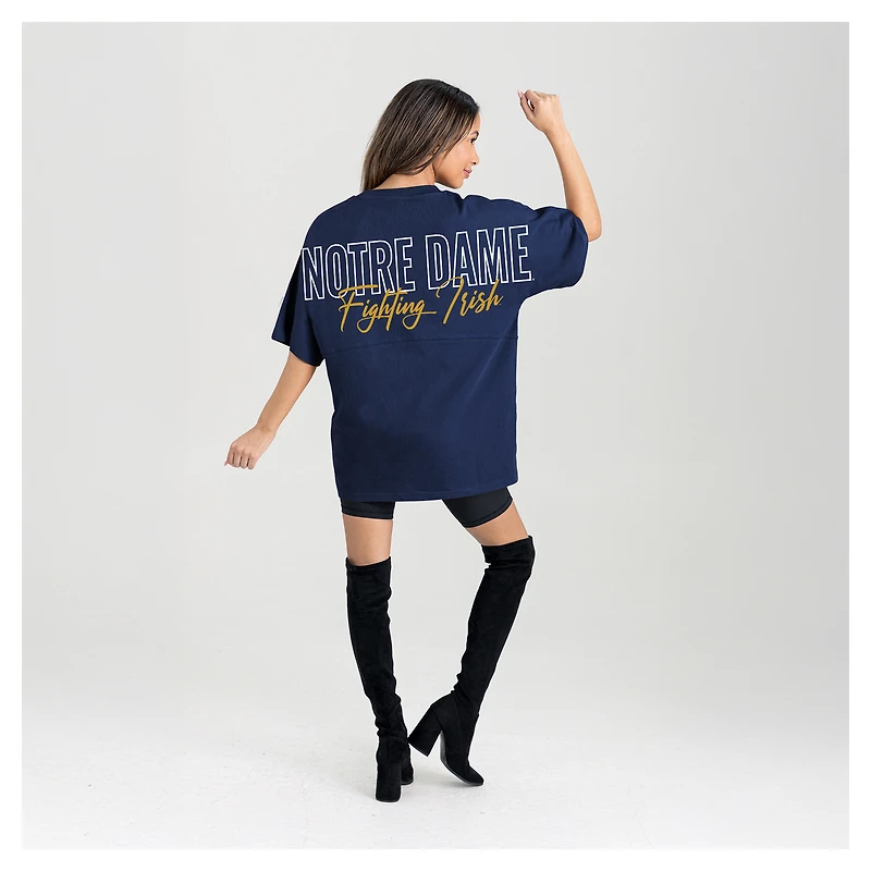 T-shirt oversize bleu marine Gameday Couture pour femme, motif Fighting Irish de Notre Dame, « Back at Ya »