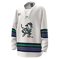 Maillot de hockey réplique Leprechaun alternatif blanc #42 Notre Dame Fighting Irish pour jeunes Under Armour