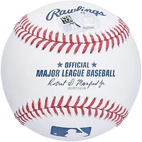 Rollie Fingers, joueur des Oakland Athletics, a dédicacé une balle de baseball avec l'inscription « 1974 WS MVP »