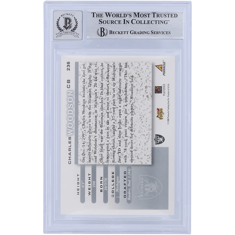 Carte de recrue numéro 10 authentifiée de 1998 signée Charles Woodson Oakland Raiders, Score Silver Ink #236 Beckett Fanatics Witnessed avec l'inscription "HOF 21"