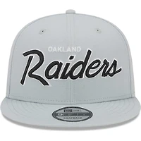 Men's New Era Silver Oakland Raiders Gridiron Classics Main Script 9FIFTY Snapback Hat
