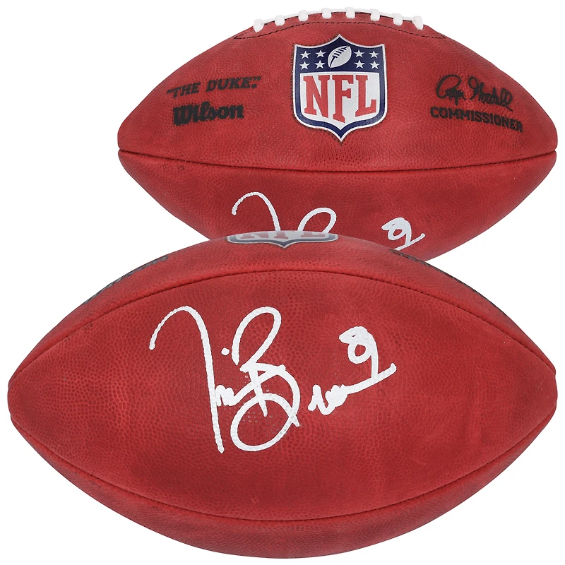 Ballon de football Wilson Duke en couleur autographié par Tim Brown des Oakland Raiders