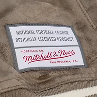 Veste universitaire Mitchell & Ness beige Oakland Raiders pour femme, à boutons-pression.