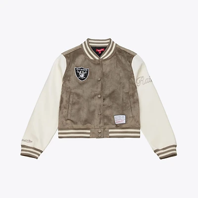 Veste universitaire Mitchell & Ness beige Oakland Raiders pour femme, à boutons-pression.