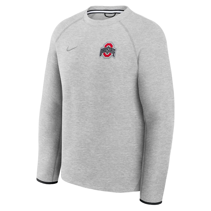Men's Nike Olive Ohio State Buckeyes Tech Fleece Raglan Sweatshirt