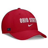 Casquette Nike Scarlet Ohio State Buckeyes Rise On-Field SwooshFlex Dri-FIT Flex pour homme