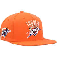 Casquette Snapback orange Mitchell & Ness Oklahoma City Thunder Side Core 2.0 pour hommes