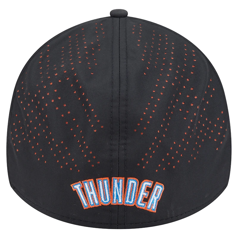 Casquette New Era Oklahoma City Thunder Night 39THIRTY Flex noire pour homme