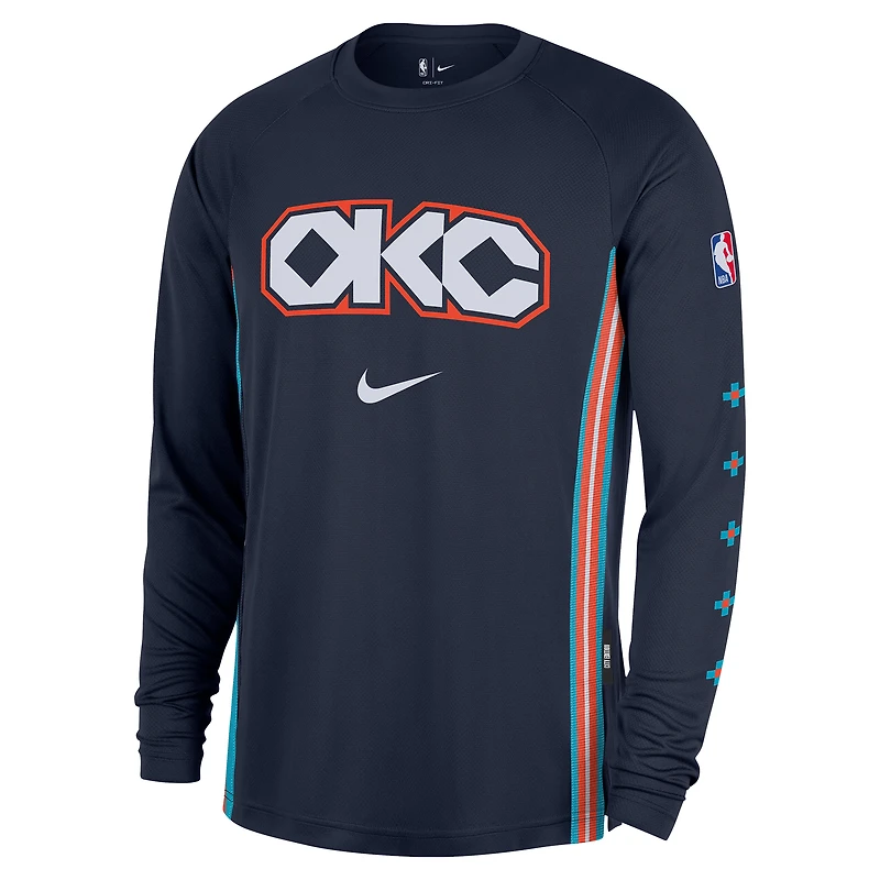 T-shirt d'entraînement à manches longues Nike bleu marine Oklahoma City Thunder 2025/26 Edition Authentic Pregame Dri-FIT pour homme