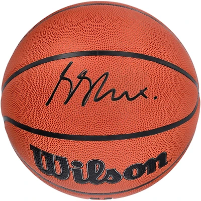 Ballon de basket-ball Wilson Authentic Indoor/Outdoor autographié par Shai Gilgeous-Alexander (Oklahoma City Thunder) - Signature à l'encre noire