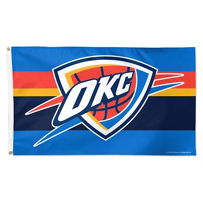 Drapeau de luxe à rayures horizontales WinCraft Oklahoma City Thunder 91 x 152 cm (3 pi x 5 pi) à une face