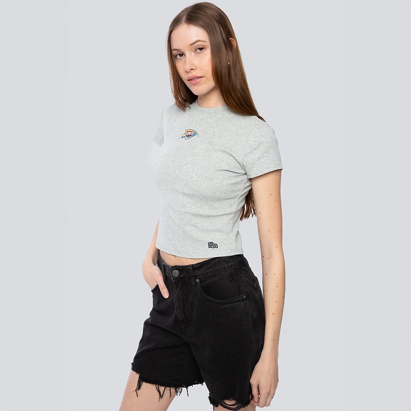 T-shirt court bébé gris Oklahoma City Thunder avec petit logo Hype and Vice pour femmes