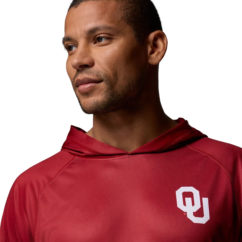 Men's Columbia Crimson Oklahoma Sooners PFG Gradient Water Super Terminal Tackle Hoodie Omni-Wick T-Shirt