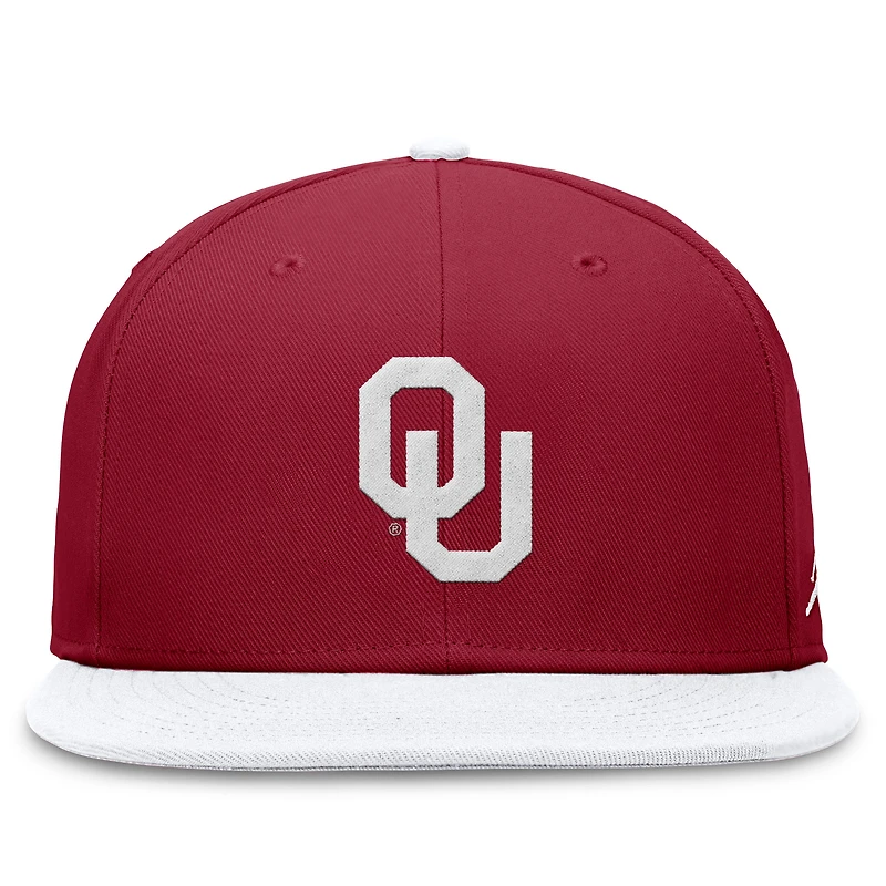 Casquette ajustée Performance avec logo de l'équipe Oklahoma Sooners Jordan Brand pour homme, cramoisi/blanc