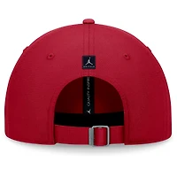 Casquette ajustable Jordan Brand Crimson Oklahoma Sooners 2024 On-Field Performance pour homme