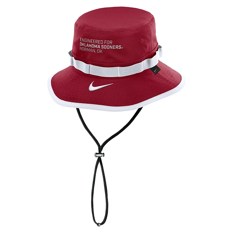 Bob Nike Crimson Oklahoma Sooners 2025 Sideline Apex Boonie Performance pour homme