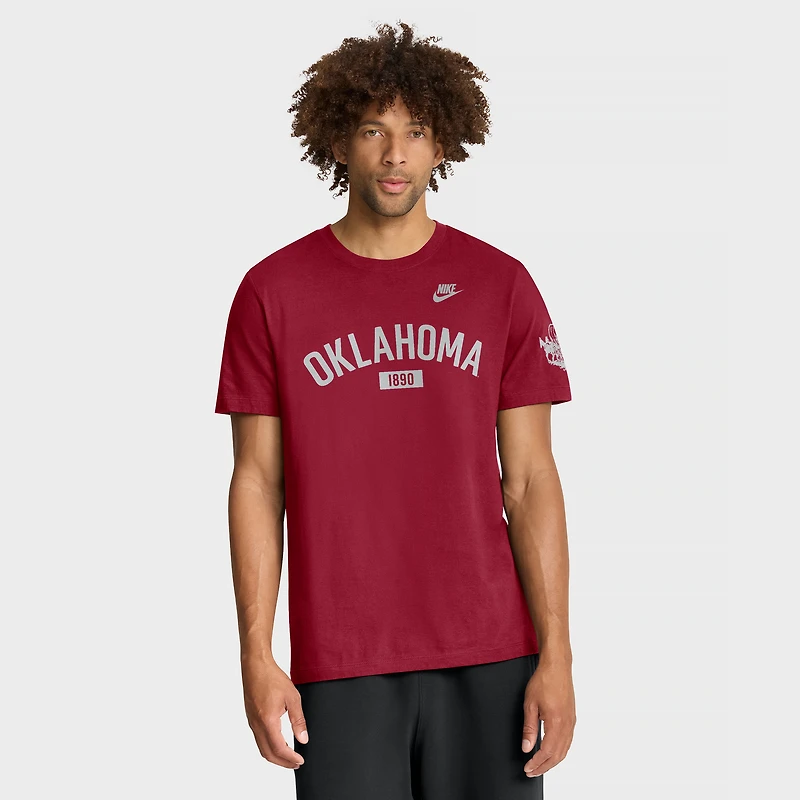 T-shirt Nike Crimson Oklahoma Sooners Legacy Arch pour homme