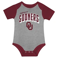 Newborn & Infant Oklahoma Sooners Dynamic Duo Bodysuit, Bib Cuffed Knit Hat Set