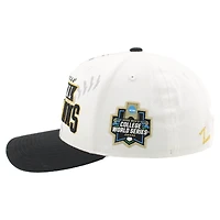 Casquette unisexe Zephyr blanche/noire Oklahoma Sooners, champions des College World Series de baseball universitaire NCAA 2026, ajustable pour vestiaire