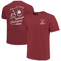 T-shirt pour femmes Image One Crimson Oklahoma Sooners 2026 NCAA Baseball Men's College World Series Champions Sketch Elements