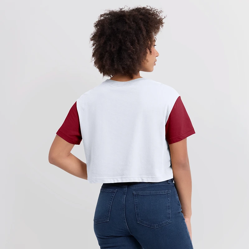 T-shirt court Jordan Brand Dri-FIT blanc/cramoisi pour femme, Oklahoma Sooners, avec inscription en blocs de couleur