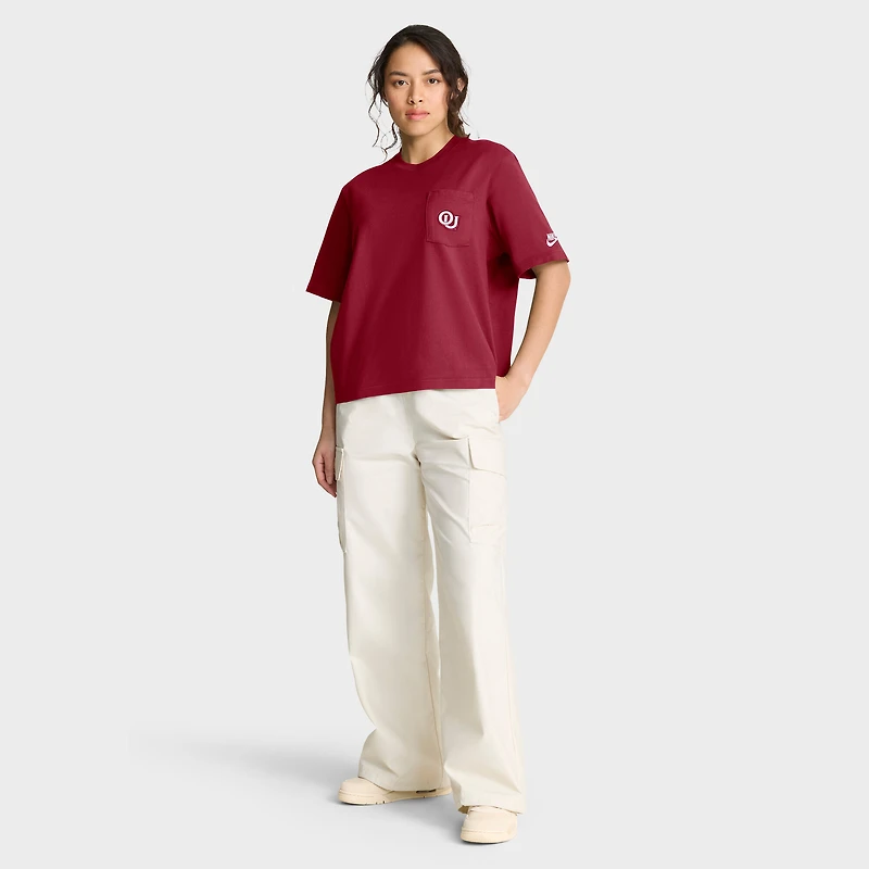 T-shirt Nike Crimson Oklahoma Sooners Legacy Pocket Boxy pour femme