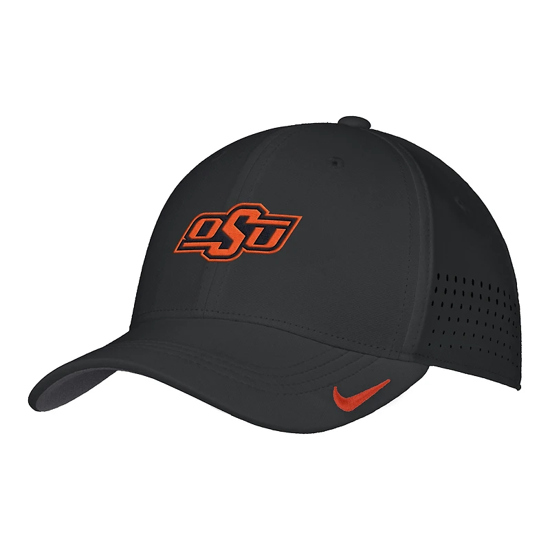 Casquette Nike noire Oklahoma State Cowboys 2025 On-Field Performance Flex pour homme