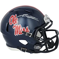Casque miniature Riddell Navy Speed ​​autographié par Jaxson Dart des Ole Miss Rebels