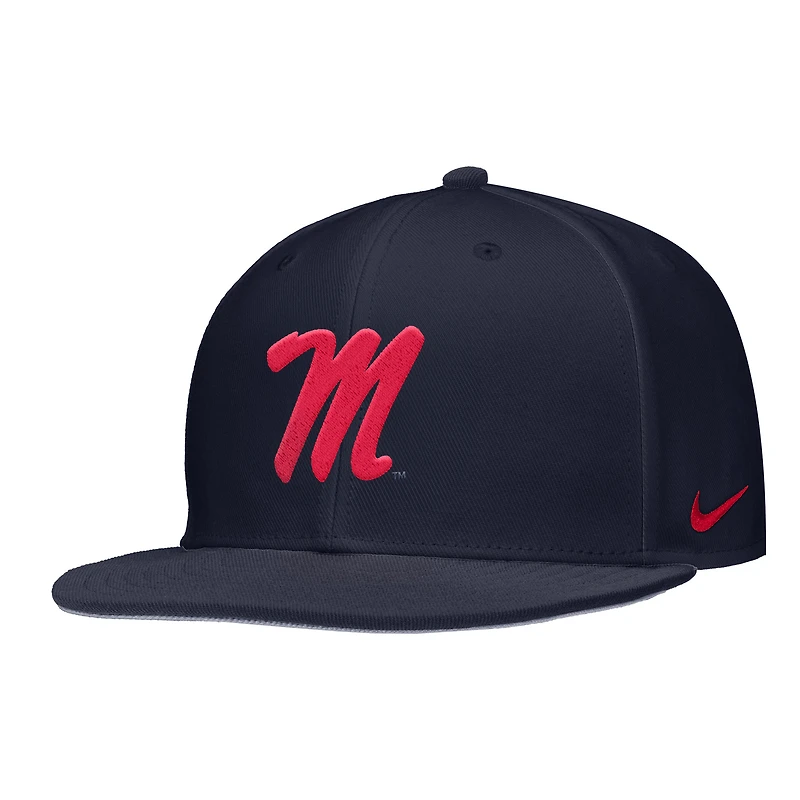 Men's Nike Navy Ole Miss Rebels  On-Field Baseball Performance Fitted Hat