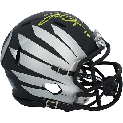 Casque Riddell Speed Mini 2024 Black Wing autographié par Justin Herbert des Oregon Ducks