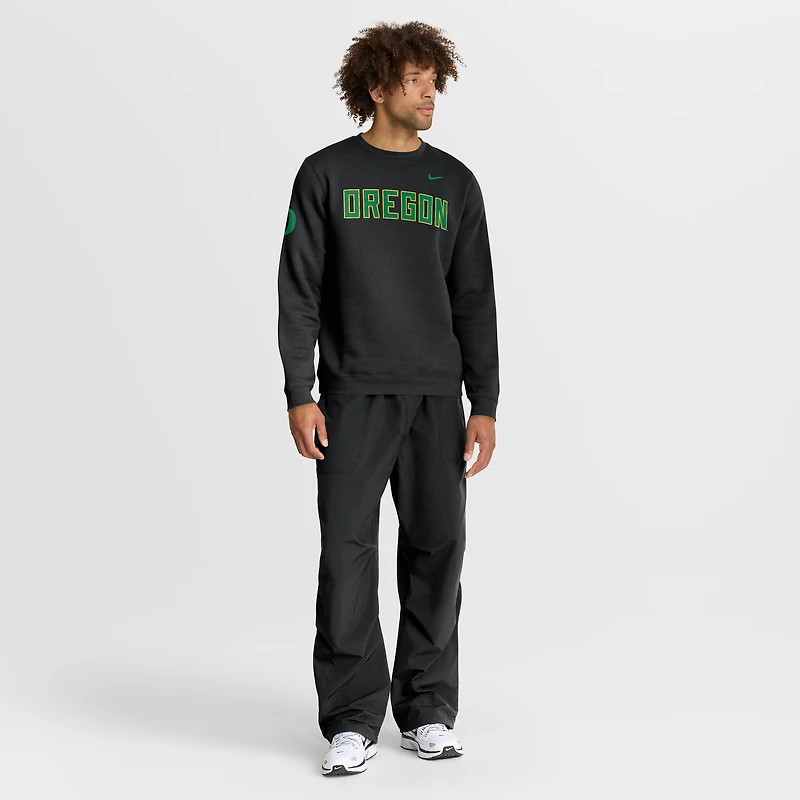 Men's Nike Green Oregon Ducks 2026 Sideline Club Sweatshirt