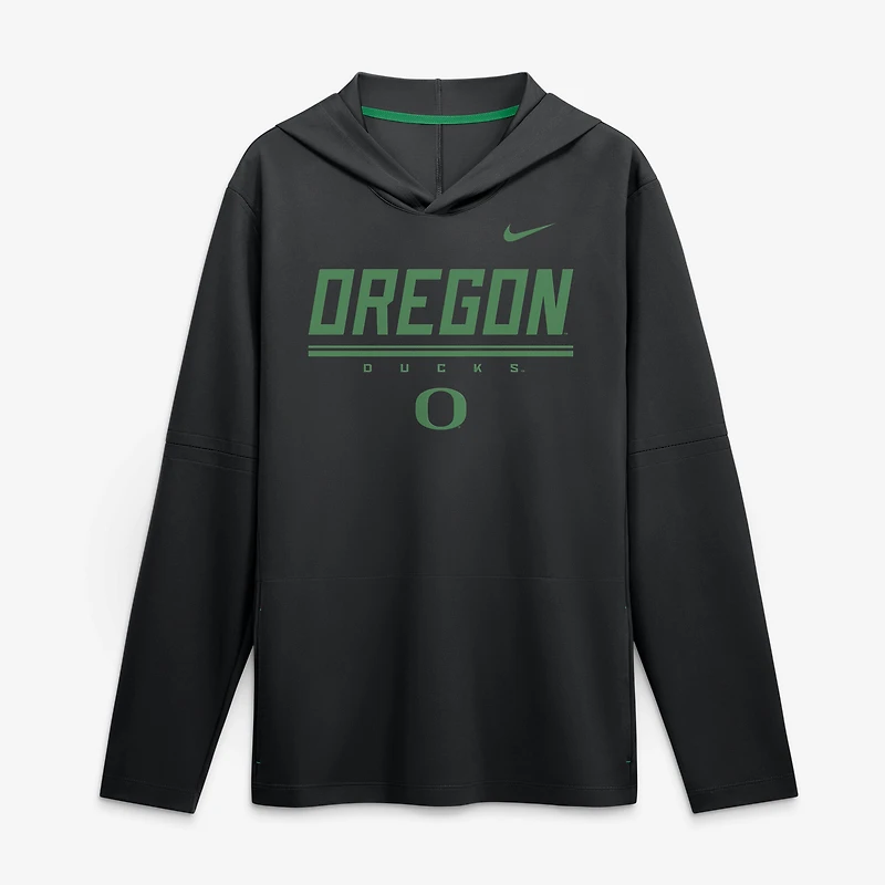 Men's Nike Oregon Ducks 2026 Sideline Lightweight Long Sleeve Hooded Dri-FIT Top
