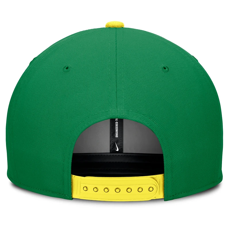Men's Nike Green/Cream Oregon Ducks Pro Legacy Script Snapback Hat