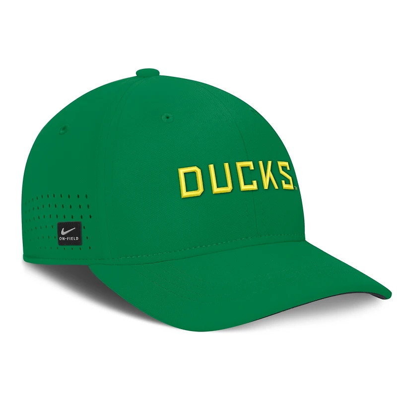Men's Nike Green Oregon Ducks Gameday Aerobill Swooshflex Dri-FIT Hat