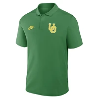 Men's Nike Green Oregon Ducks Primetime Victory Legacy Vault Logo Performance Polo