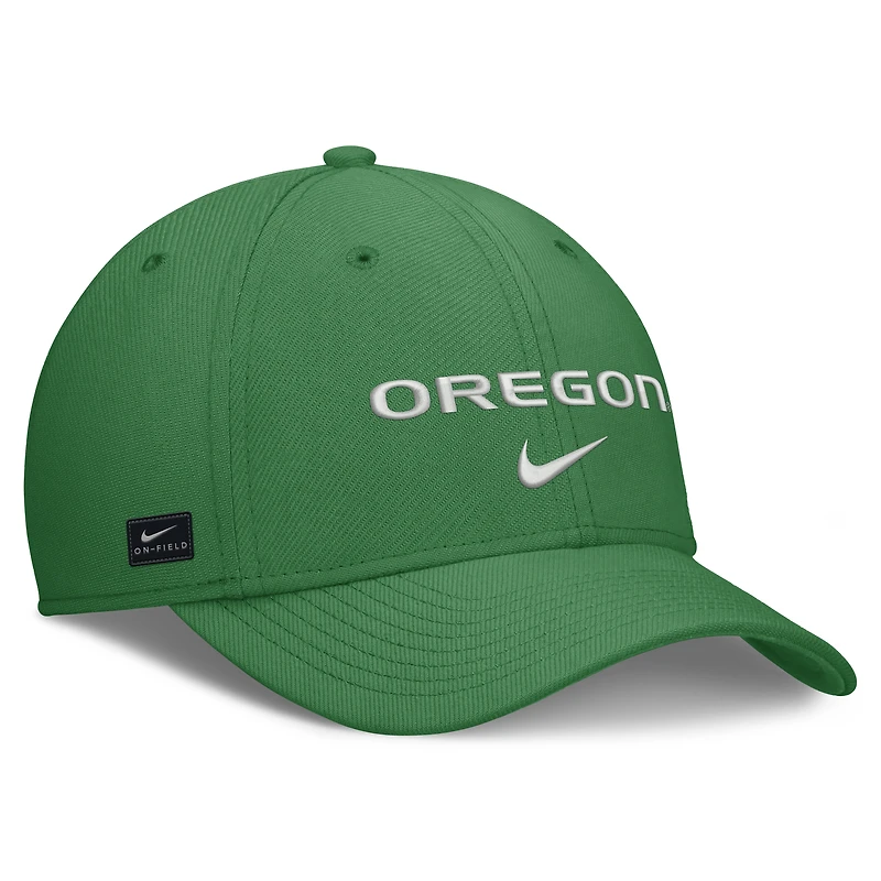 Men's Nike Green Oregon Ducks Rise On-Field SwooshFlex Dri-FIT Flex Hat
