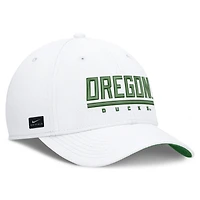 Men's Nike White Oregon Ducks Game Day Rise Swooshflex Hat