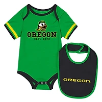 Newborn & Infant Colosseum  Green Oregon Ducks Bodysuit Bib Set