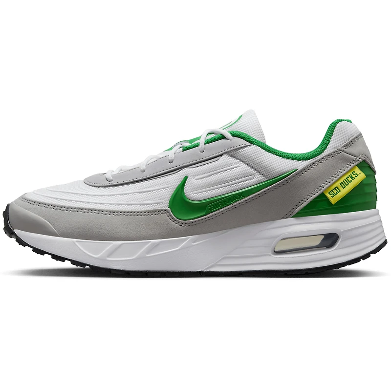 Unisex Nike  White Oregon Ducks Air Max Verse Sneakers