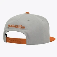 Men's Mitchell & Ness  Gray/Orange Oregon State Beavers Plaid OG Snapback Hat