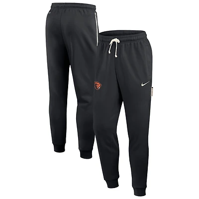 Pantalon de survêtement Nike noir Oregon State Beavers 2025 Sideline Standard Issue Dri-FIT Taper pour homme