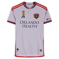 Maillot adidas violet clair dédicacé par Ivan Angulo Orlando City SC, numéro 77, utilisé lors du match de la saison 2024 de la MLS - Taille S