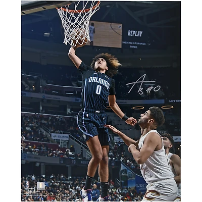 Photographie autographiée de 16" x 20" d'Anthony Black lors du match Dunk contre Cleveland Cavaliers entre le Orlando Magic et le Orlando Magic