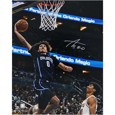Photographie autographiée de 16" x 20" d'Anthony Black lors du match Dunk contre Los Angeles Lakers entre le Orlando Magic et le Orlando Magic