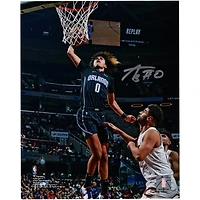 Photographie autographiée de 20 x 25 cm d'Anthony Black lors du match Dunk contre Cleveland Cavaliers entre Orlando Magic et les Orlando Magic