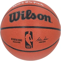 Ballon de basket-ball d'intérieur/extérieur Wilson Authentic Series autographié par Anthony Black Orlando Magic avec inscription « 2023 #6 Pick »