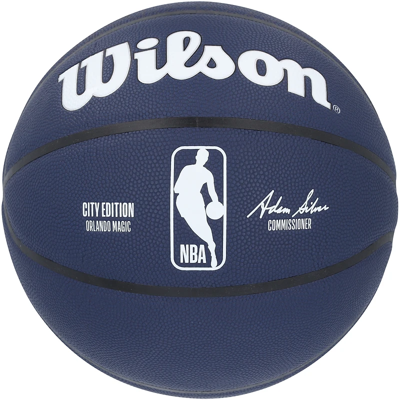 Ballon de basket-ball de collection Wilson 2023-24 City Edition dédicacé par Jalen Suggs par Orlando Magic